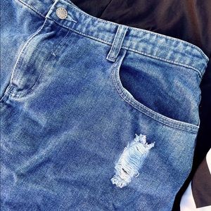 In The Style X LATECIA Distressed Denim Plus Size Mini Skirt